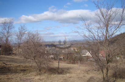 Na predaj stavebný pozemok v obci Dunaalmás v Maďarsku
