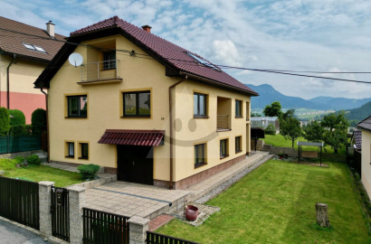 5 izbový rodinný dom v pokojnej lokalite - vhodný pre dvojgeneračné bývanie, Ružomberok