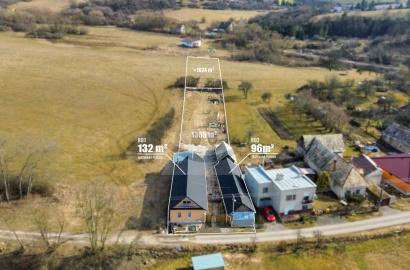 2 domy a 3000m2 pozemku - NA PREDAJ