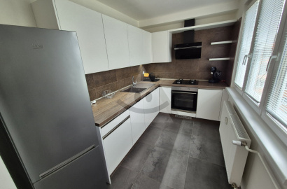2-izbový byt bez balkóna / 56 m2 / - Žilina ( Bulvár )