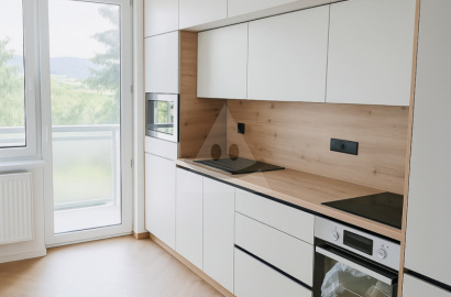 Na predaj 3-izbový byt po kompletnej rekonštrukcii – Prievidza/ ul. Nad terasami