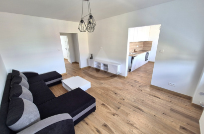 2-izbový byt s balkónom / 61 m2 / - Bytča