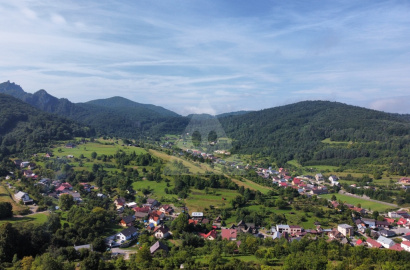 Rekreačný pozemok /1472 m2/, Hlboké nad Váhom