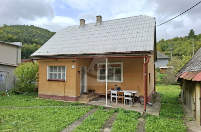 Chalupa s DUŠOU pod Strážovom – Raj pre Turistov a Hubárov, Zliechov – Košecké Rovné