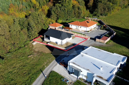 Na prenájom  novostavba 4-izbového domu/ Cígeľ