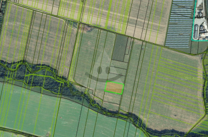 Predaj investičného pozemku, Bystrička