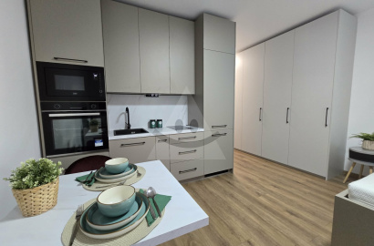 EXKLUZÍVNE U NÁS! Na prenájom nadštandardná garsónka v novostavbe