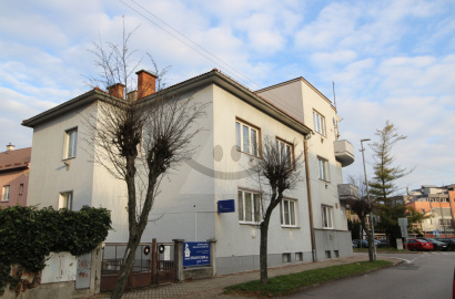 Ponúkame tehlový byt v úplnom centre mesta Ružomberok (92 m2)