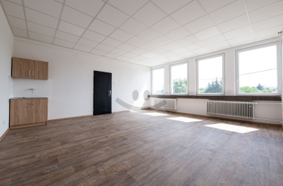 Kancelárske priestory na prenájom, širšie centrum Martin