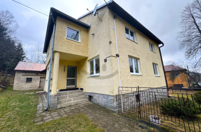 Dom na bývanie, rekreáciu aj podnikanie s veľkým pozemkom / 2959 m2 / Čadca - Rieka