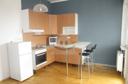 MODERNÁ garsónka s LOGGIOU, /30 m2/, Žilina - Centrum