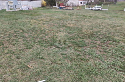 Na predaj slnečný pozemok na polosamote pri lese