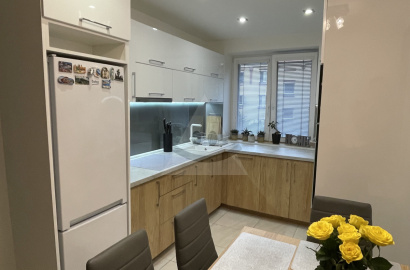 Kompletne zrekonštruovaný 2izbový byt v Komárne na predaj