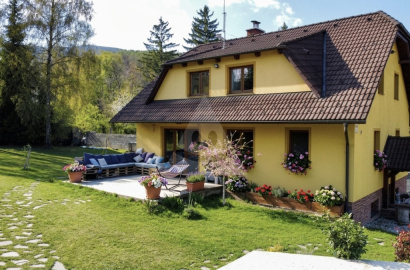 Veľký rodinný dom 300+ m² na pozemku 1 517 m² | Vrútky – Karvaša a Bláhovca