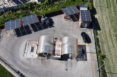 Technologicky nadštandardná samoobslužná autoumyváreň Carbax (Vlastný pozemok & Energetická sebestačnosť)