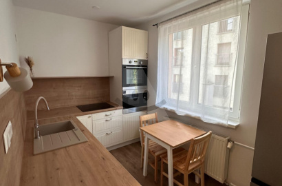 2-izbový byt s balkónom na prenájom / 52 m2 / - Žilina ( Bulvár )