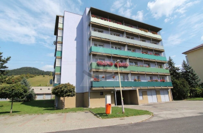 Garsónka s balkónom v Ružomberku – Baničné, Cesta na Vlkolínec